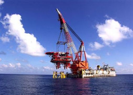 點擊查看詳細信息<br>標題：Oil 閱讀次數(shù)：2213
